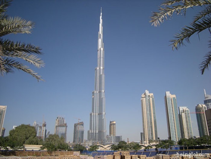 How Many Floors In Burj Khalifa ?