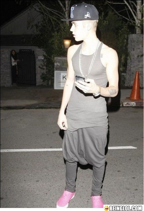 Justin Bieber Dress Code Fail